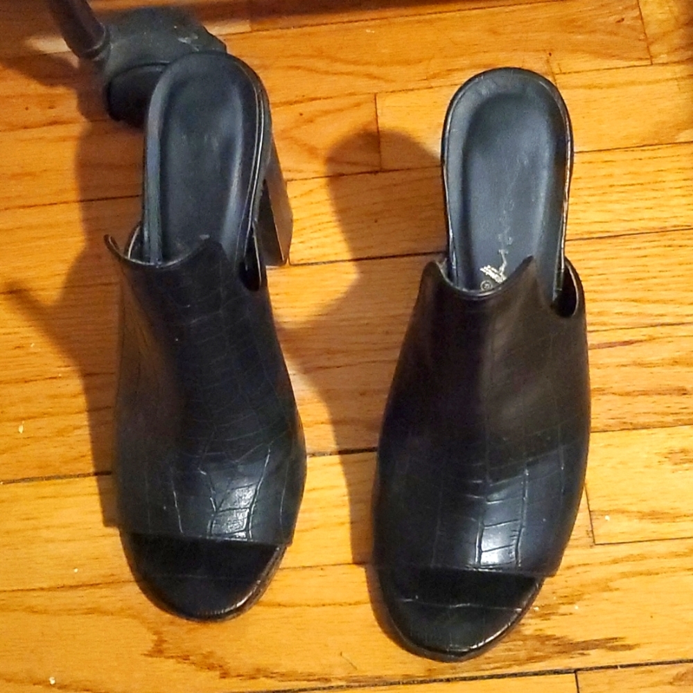 Black heels